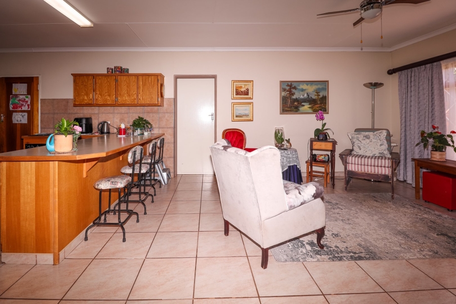 3 Bedroom Property for Sale in Flamwood North West